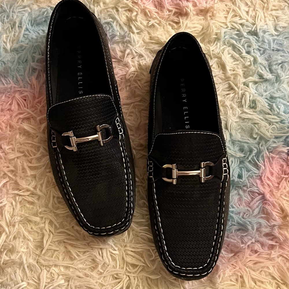 Perry Ellis black loafers size 10 1/2